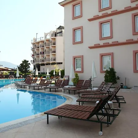 Pelin Otel