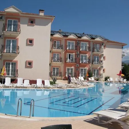 Pelin Hotel 3*