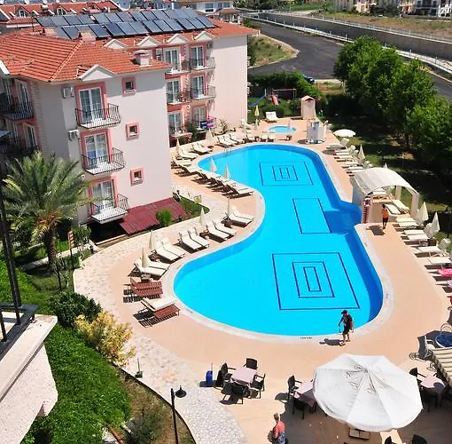 Pelin Hotel 3*