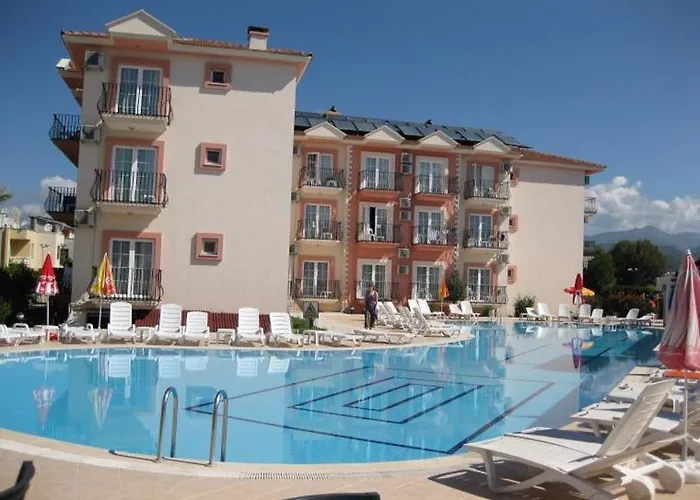 Pelin Hotel 3*