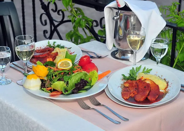 Hotel Pelin 3*