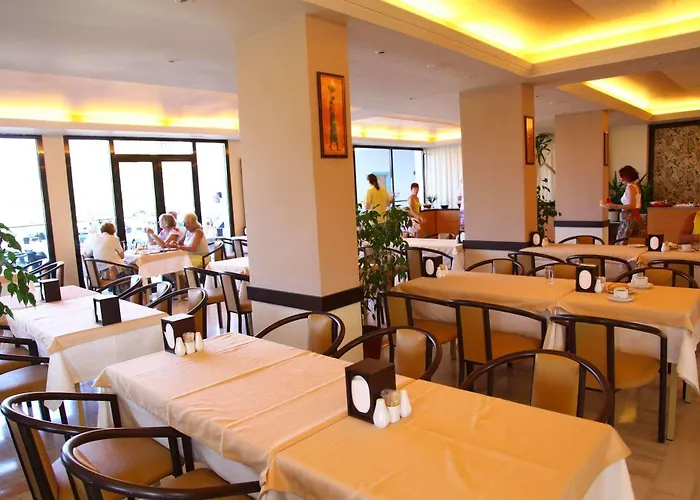 Hotel Pelin 3*