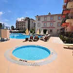 فندق Pelin 3*