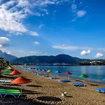 Hotel Pelin 3*