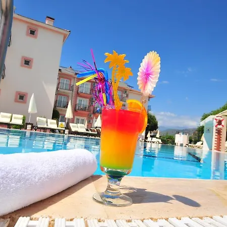 Pelin Otel